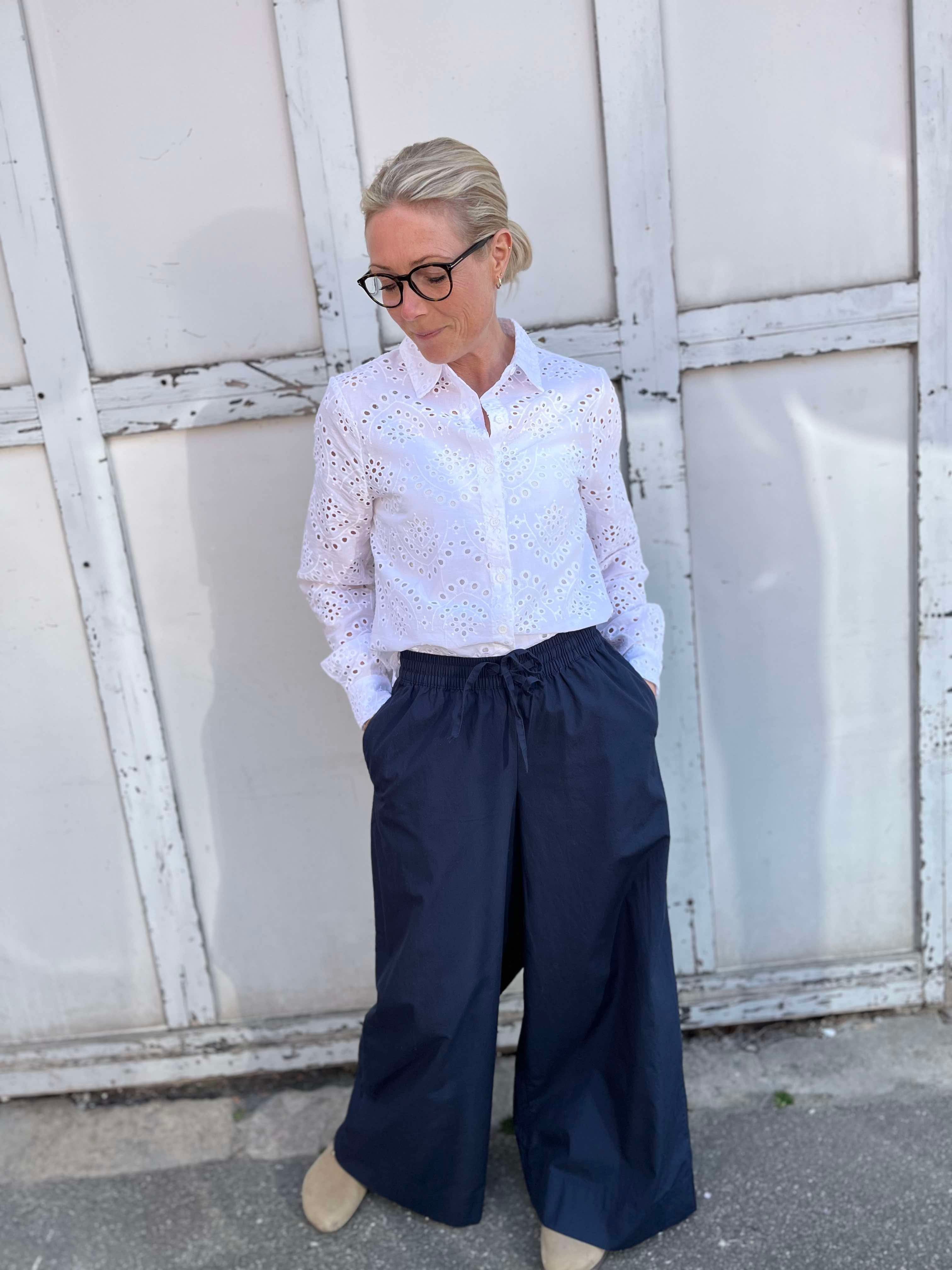 VMROBETTE Trousers - Dark Sapphire